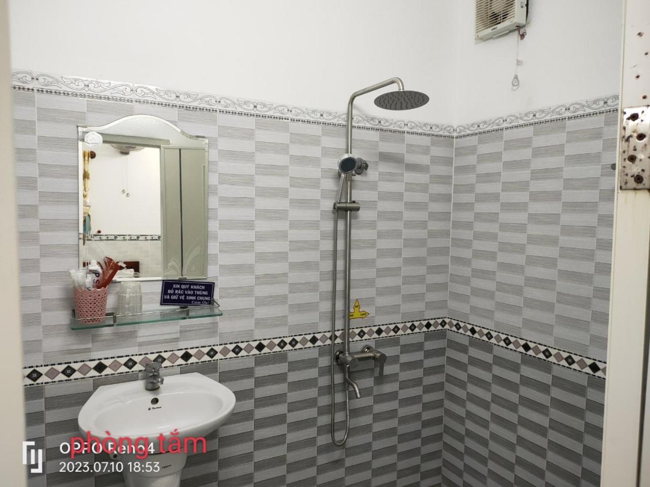 Anh Tan Hotel Vung Tau Exterior photo